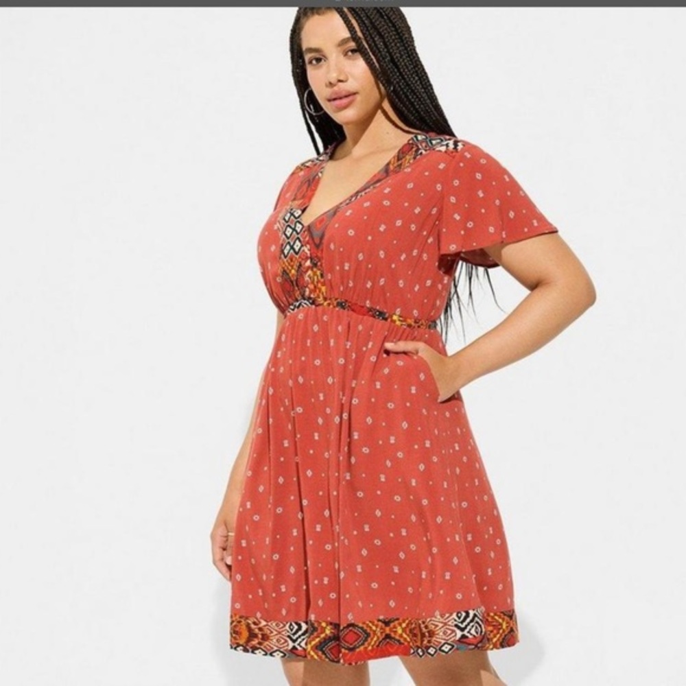 ****TORRID GEOGRAPHY SYMBOLS DRESS